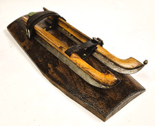 Antichi Pattini Da Ghiaccio In Legno E Ferro 