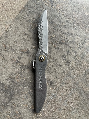 Coltello pieghevole stile - coltello,