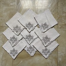 Nove Tovagliette In Lino￼écru Ricamate A Mano 40 × 40 Cm