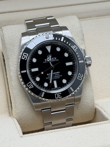 Rolex submariner date - rolex,