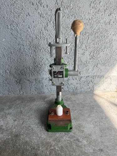 Min machinery pressa - min, de
