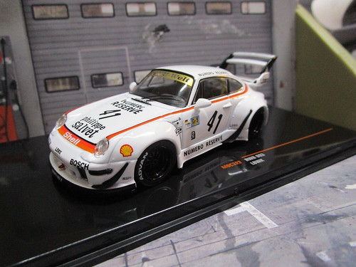 Porsche 911 993 turbo rwb - rs,