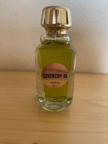 M028 factice givenchy iii - m028,