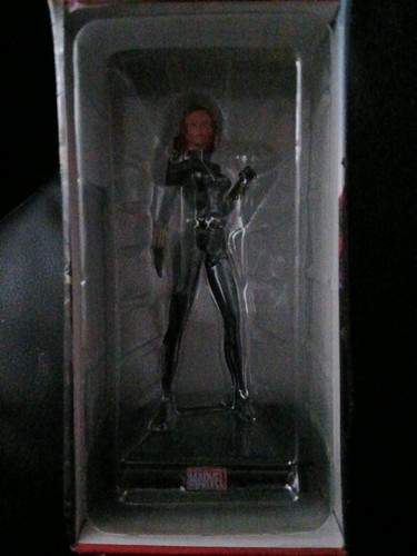 Figurina vedova nera marvel - nera,