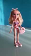 "BRATZ DOLL", MGA, "CLOE"