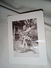 Bellissima ragazza bici per - ragazza,