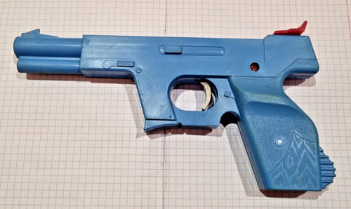 Pistola giocattolo sovietica