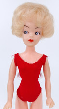 Sindy Clone Doll Bionda