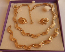 TRIFARI set 3pezzi parure  COLLANA BRACCIALE ORECCHINI metallo dorato