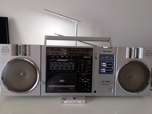 Sharp 9500 1982 japan - sharp, h.