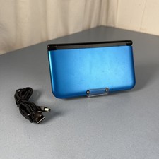 Nintendo 3DS XL Console