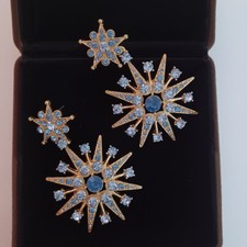 Oscar de la Renta- Boucles d'oreilles "Starbust" avec des cristaux bleus.