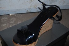 Scarpa donna sandalo con tacco