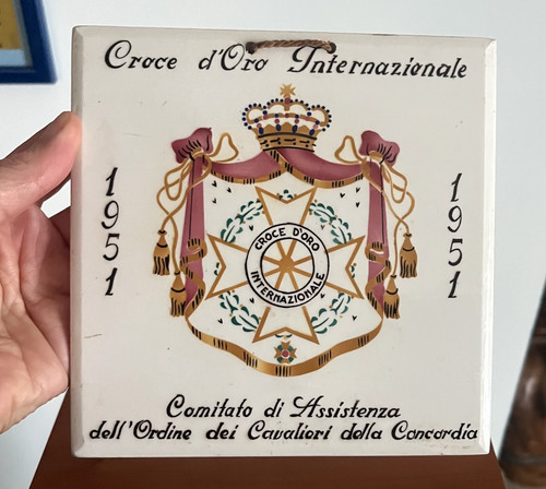 Piastrella commemorativa croce - piastrella,