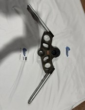 AP8163584 piastra superiore