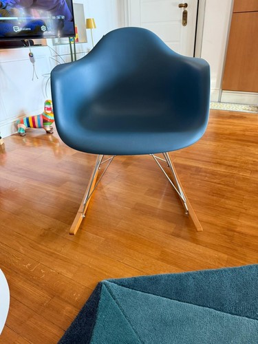 Poltrona dondolo eames - poltrona, plastic