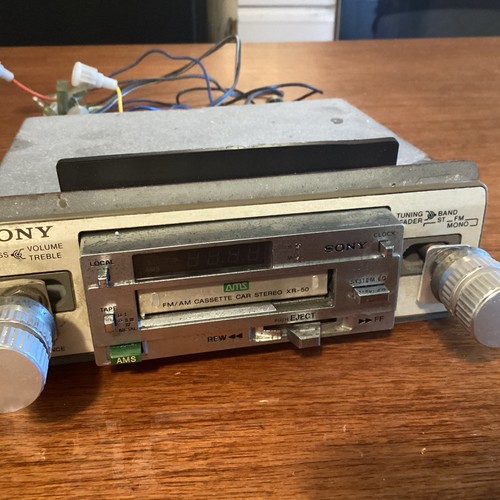 Vintage 1980 two knob sony - 1980's,