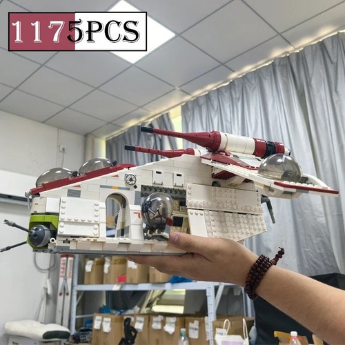 Nuovo star wars republic - wars:,