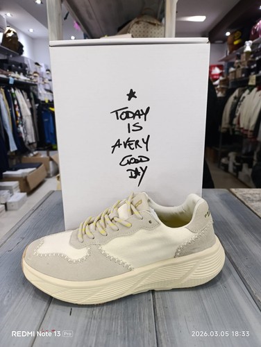 Live scarpe prima - ,