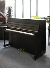 Pianoforte Kawai E-200 nero opaco, retromarcia noleggio usato