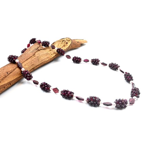 Collana perline forma - a, di