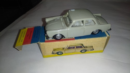 Politoys volkswagen 1500 46 - politoys,