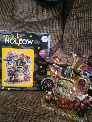 Vintage spooky hollow mad - spooky,