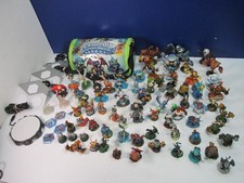 75 SKYLANDERS DISNEY INFINITY