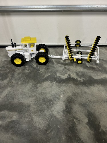 Ertl john deere 4wd 7520 - john,