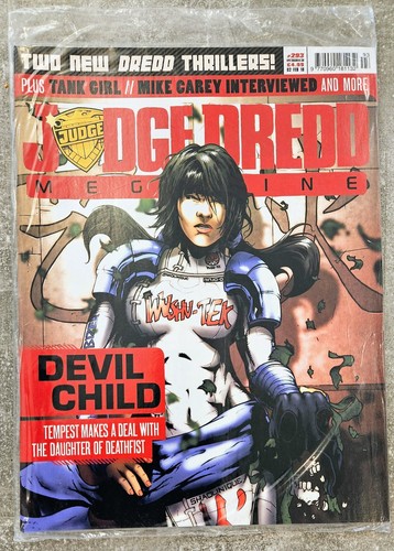 Judge dredd megazine volume - megazine,