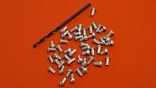 Lot de 50 rivets de chassis +