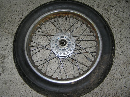 Ruota anteriore suzuki - gz, 250