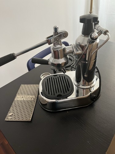 Pavoni europiccola - la,