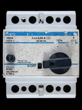 HAGER 100 AMP 30mA QUATTRO POLI RCCB RCD TIPO AC U795 00