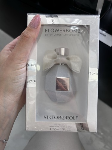 Viktor rolf flowerbomb - &,