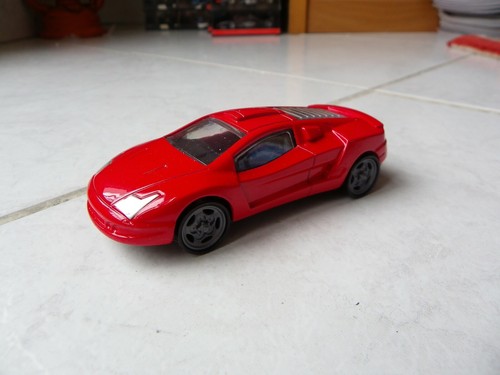 Macchina sport rosso 43 - di, 1/43