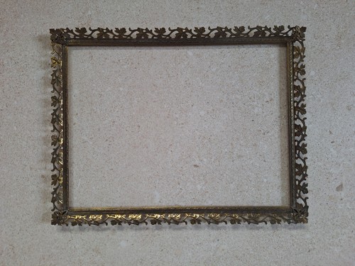 Cornice antico metallo dorata - antico,