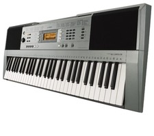 pianola yamaha + ACCESSORI modello PSR E353 colore argento dimensioni 91x36cm