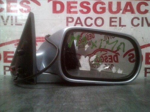 Retrovisor derecho nissan - retrovisor,