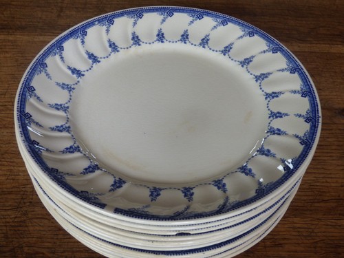 Serie assiettes plates - de,