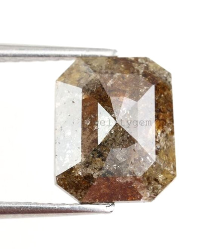 Anello solitario taglio