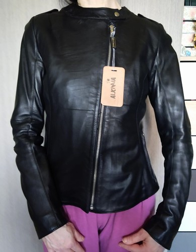 Genuine leather black - (tassel),