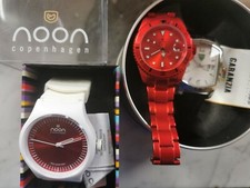 Set da tre orologi da polso (Valditaro, Noon Copenhagen, Velo Club). Senza pile