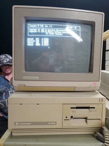 Commadore iii computer - 10-iii,