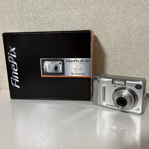 Fotocamera digitale compatta