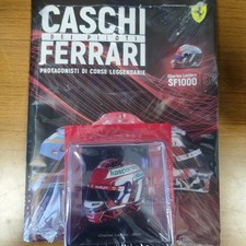 1:5 Casco Ferrari SF1000 -
