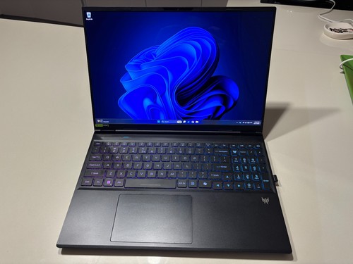 Acer predator helios 16s - helios,