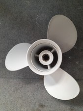 ELICA  AMITA 3  SOLAS PER YAMAHA ALLUMINNIO  COD 5240504 PASSO 9,90 X 12 NUOVA