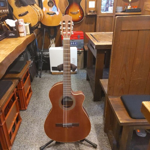 Chitarra acustica classica