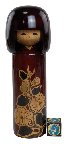 Bambola kokeshi creativa con - kokeshi,